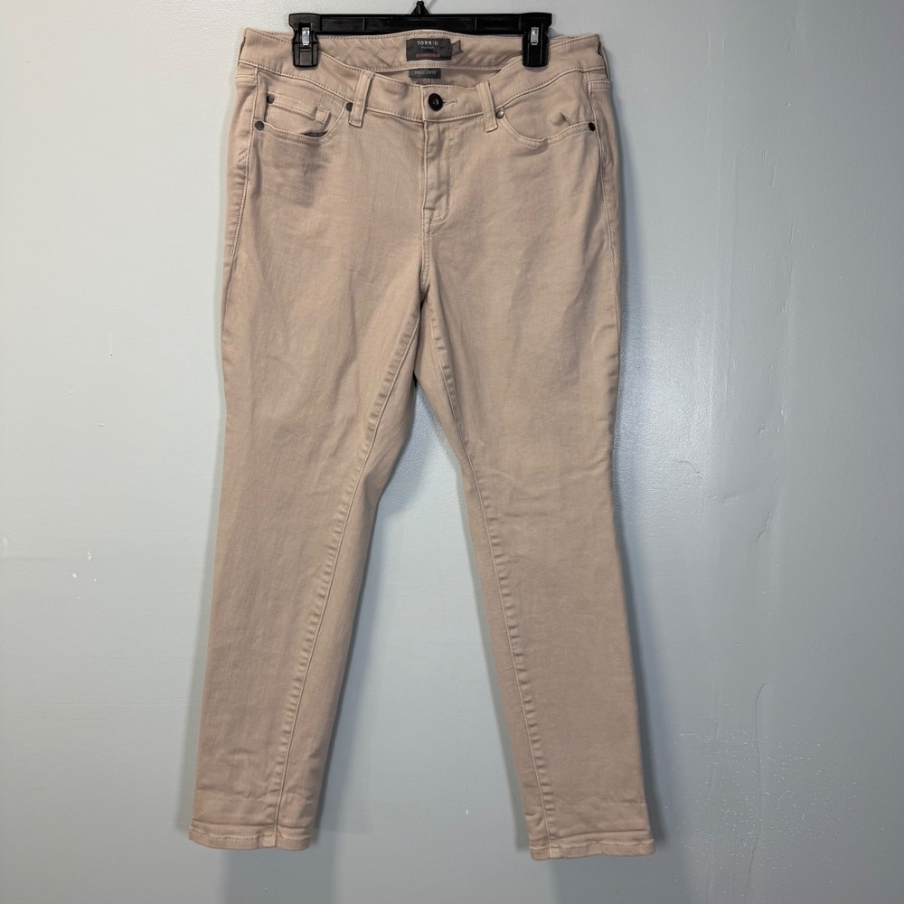 Torrid Womens 10R Boyfriend Straight Vintage Stretch Khaki Tan Jeans 18301241